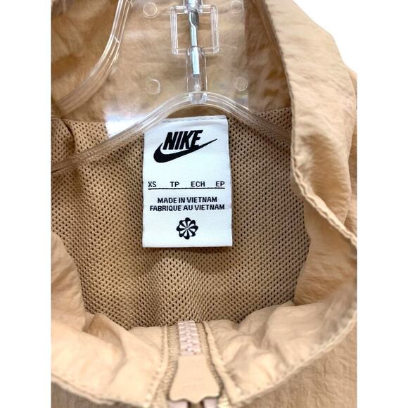 Nike Sportswear Windrunner Jacket SZ XS Beige - Picture 3 of 10
